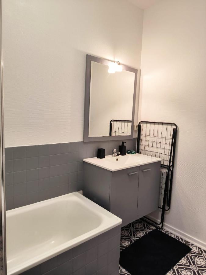Apartament Le Temps D'Un Moment Troyes Zewnętrze zdjęcie